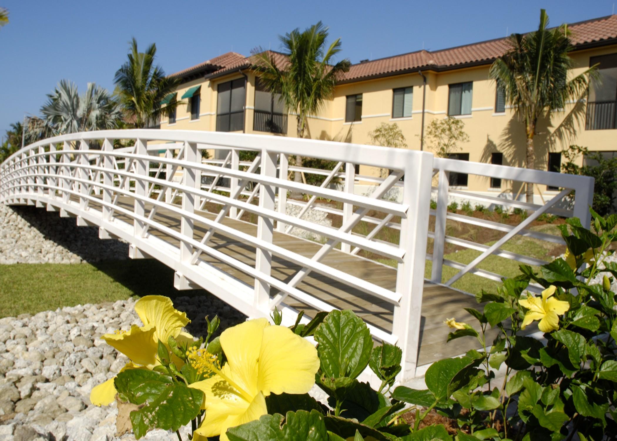 Naples Bay Resort & Marina Exterior photo